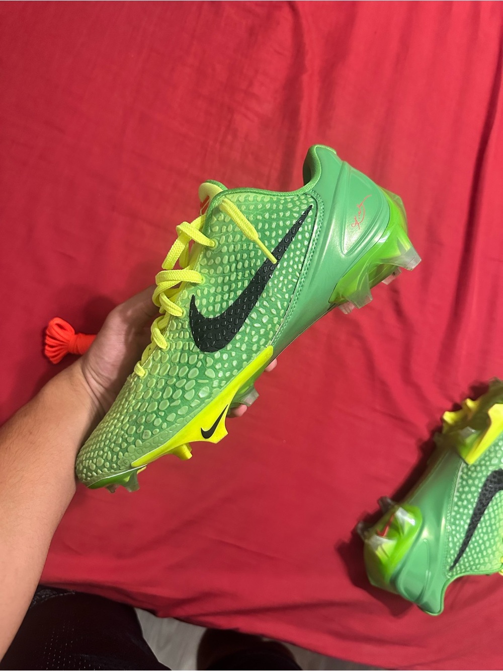 Kobe Grinch Football cleats 10.5 - Picture 5 of 8